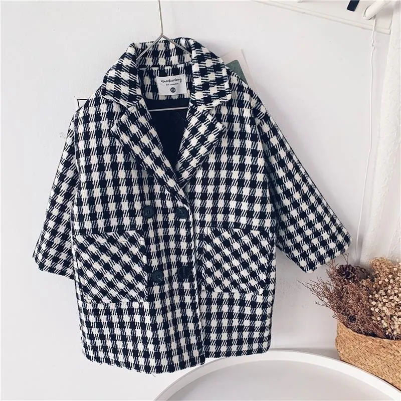 Boy Girl Woolen Plaid Jacket Långt dubbelbröst varmt barn lapel tweed coat bomull vadderad baby outwear kläder 110y 220812