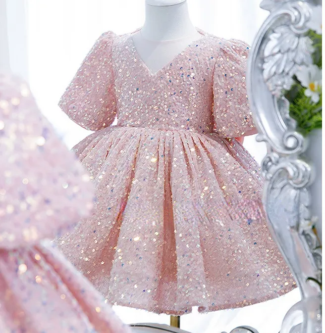 2022 vestidos de niña de las flores con lentejuelas para la boda Apliques florales de encaje de espagueti Faldas con gradas Vestido del desfile de niñas Vestidos de fiesta de cumpleaños para niños de color rosa