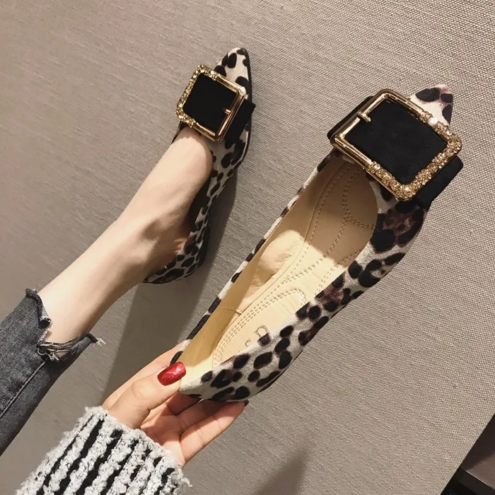 Lady Shoes Flat Heel Leopard Fashion Classic All Match Big 44 45 Small Size 31 32 33 34 Pointed Toe Women Flats 220613
