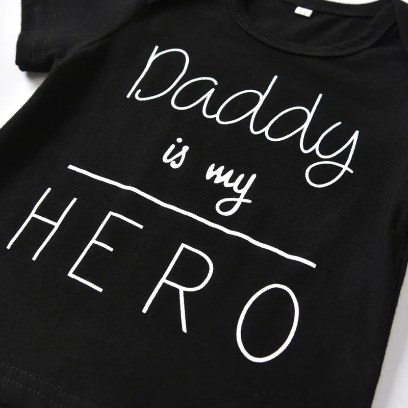 Roupa de menina infantil nascida no verão Daddy é minha camiseta de manga curta Hero tamis calça Roupa para crianças da cabeça de uma banda de cabeça 220507