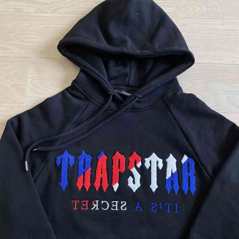 2022 Trapstar London Colors 수건 자수 편지 후 까마귀 남자 여자 풀버 고품질 후드 땀 셔츠 스트리트웨어