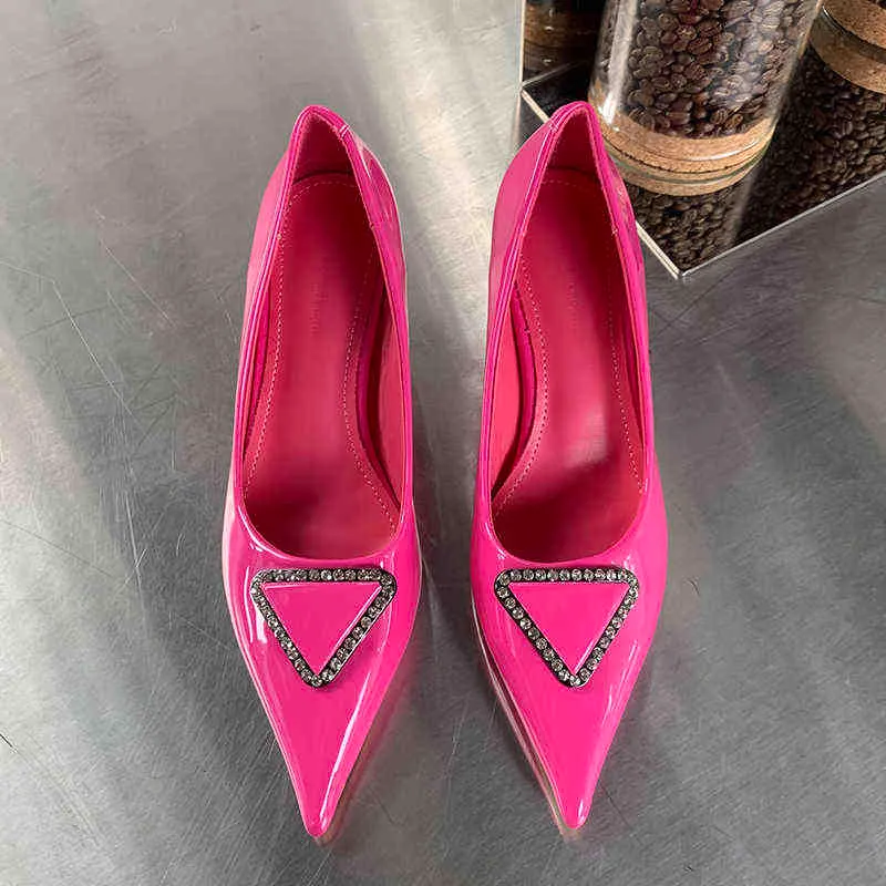 2022 Luxus Frauen Stiletto High Heels Patent Leder Pumps Designer Marke Glitter Kristall Weiß Rose Rot Heels Kleid Party Schuhe G220527