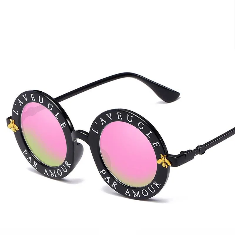 Solglasögon mode unisex runda retro kvinnor vintage glasögon cirkel klassisk bi bokstäver sol män nyanser visor oculos topsunglasses2480