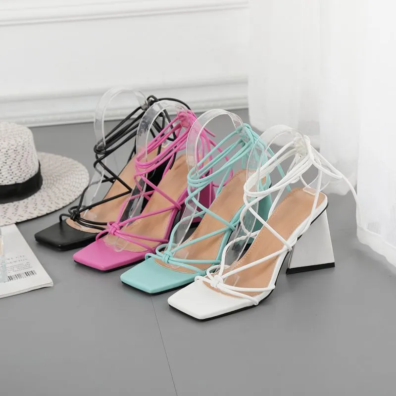 Moda katı kare açık ayak parmağı yaz sandalet pu ayak bileği çapraz bağlı orta topuk kadın ayakkabıları öz 35-42 zapatos mujer 220516