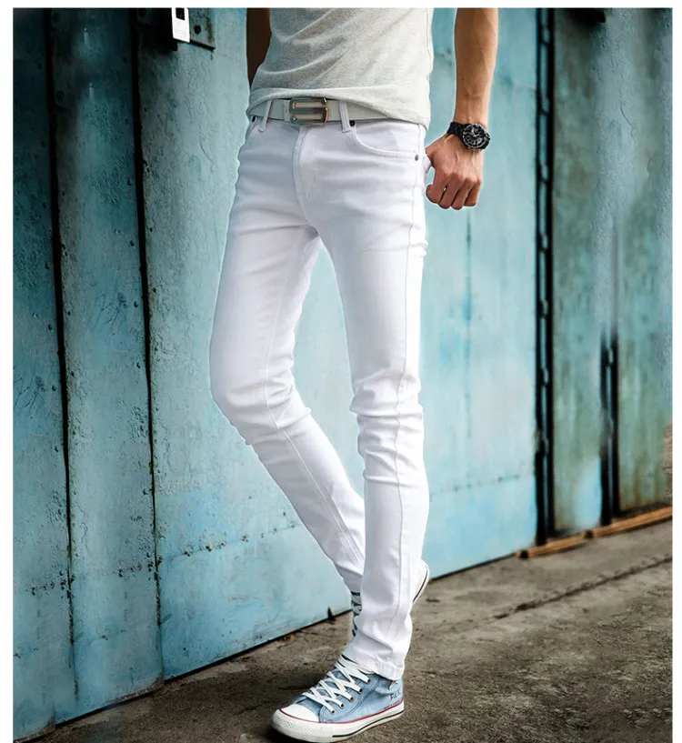 Летний 2021 Новый Модный Ковбой Белые Ноги Джинсы Корейские Моды Мужчины Стройные Повседневные Брюки Человек Уличная одежда Подростки Карандаш Брюки