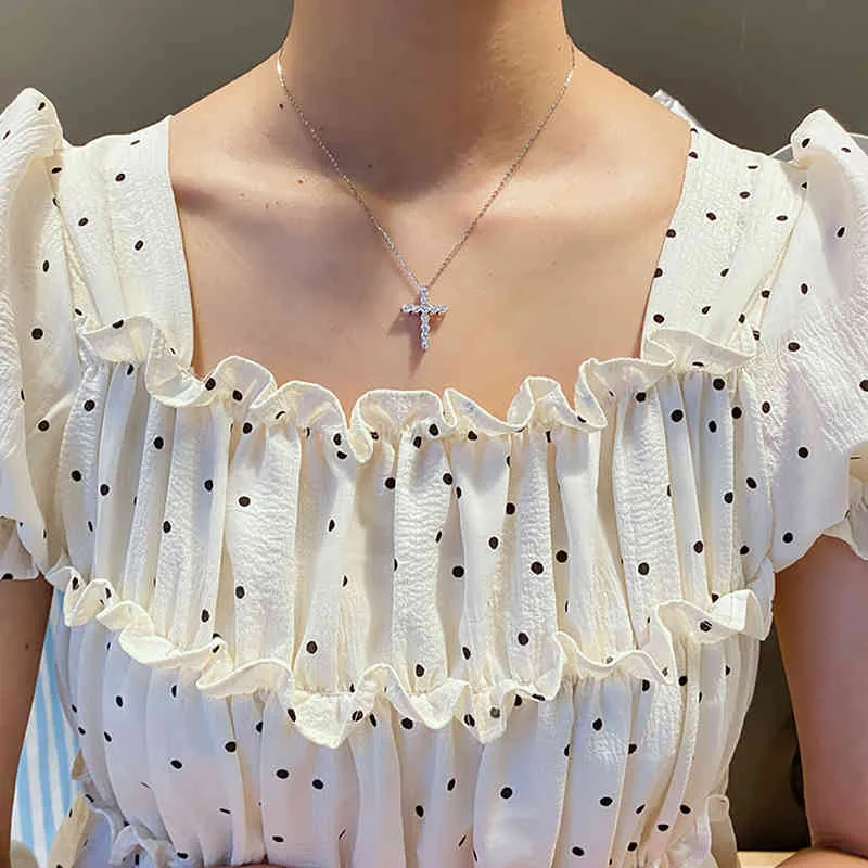 BOEYCJR 925 Silver D color 066ct 25mm Moissanite VVS1 Cross Pendant Necklace for Women or Men