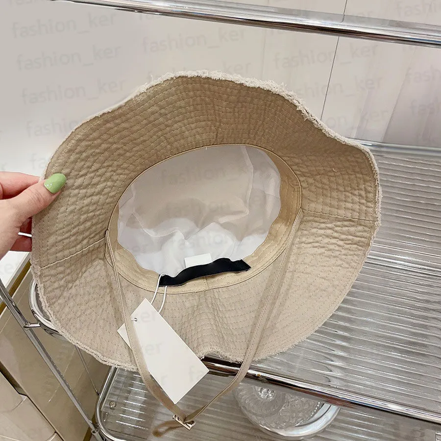 Fashion Bucket Hat Designer Wide Brim Hats Character Drawstring Caps for Woman High Quality202M