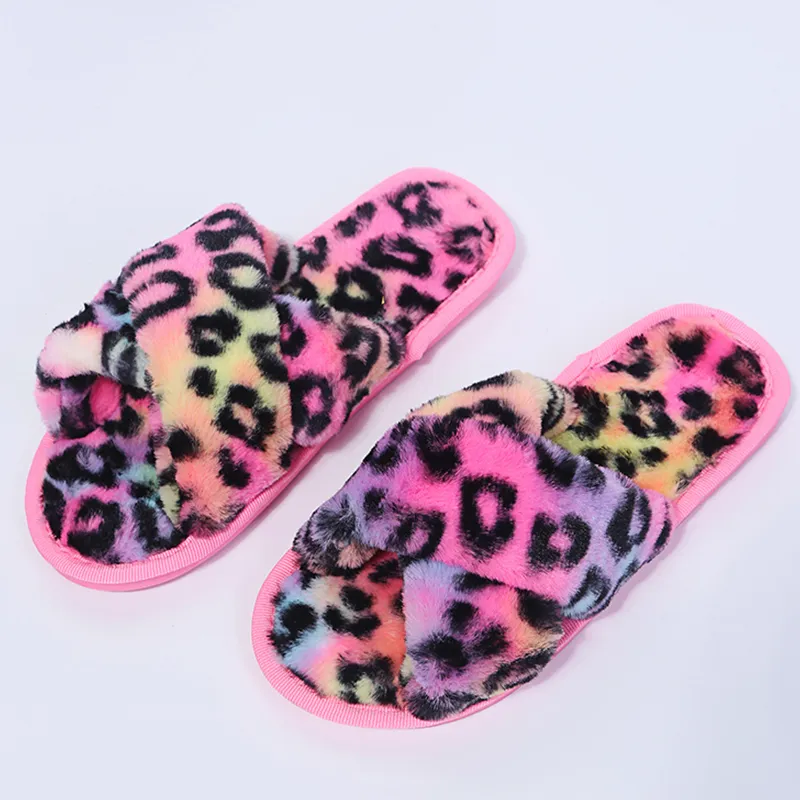 2021 OMBRE Leopard Pattern Close Flippers Женщины Пушистые тапочки Крытый Крест Плоская Теплые Плюшевые Обувь Женщины Открытые Дышки Тапочки
