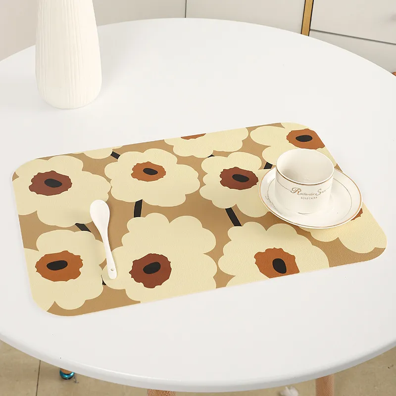 Retro Hand painted Leather Table Mat European Placemat Waterproof Oil Proof Small Heat Insulation Plate Bowl Pad 220627