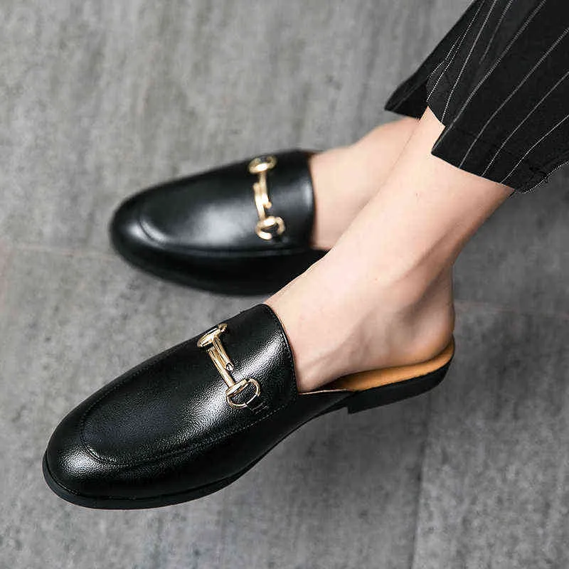 Sapato de Dres Novo estilo italiano Men de luxo de couro de couro mocassim casual non slip man shoe moda metade para mula 220723