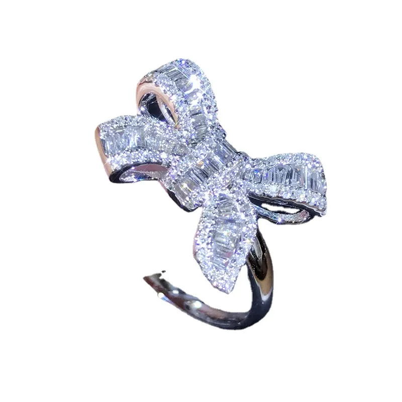 Мода Love Bowknot Дизайнерские кольца для свадьбы Сияющий кристалл Роскошное любовное кольцо со сладким бантом и CZ Bling Diamond Stone 284W