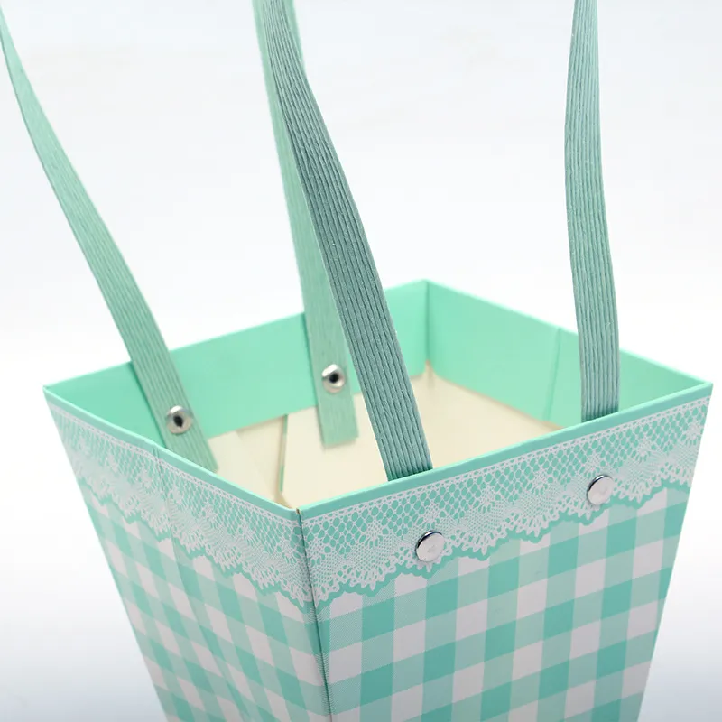 Creative Folding Flower Box With Tote Portable Waterproof Florist Bouquet Packaging Case Candy Snack Wrapping Basket