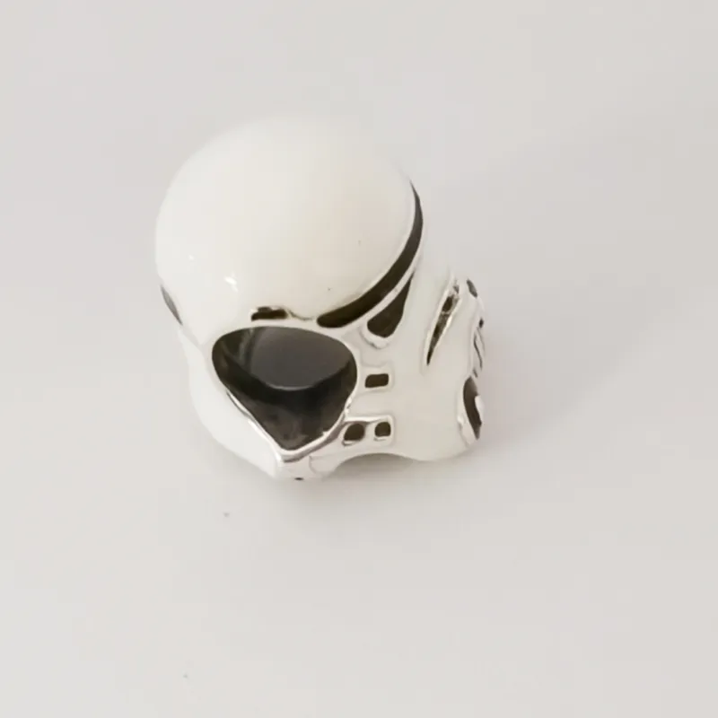 スターW @ rs Stormtrooperヘルメットチャーム925シルバーPandoraのための銀パンドラの魅力はキットルーズビーズシルバーエナメルクリアCZ卸売791454C01
