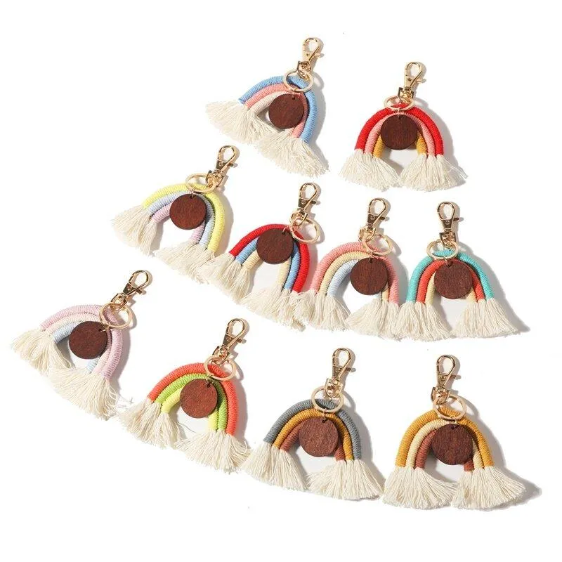 2022 Weaving Rainbow Wood Keychains for Women Boho Handmade Handmed Key Ckeyring Macrame Bag Bag Car Jewelry Jewelry