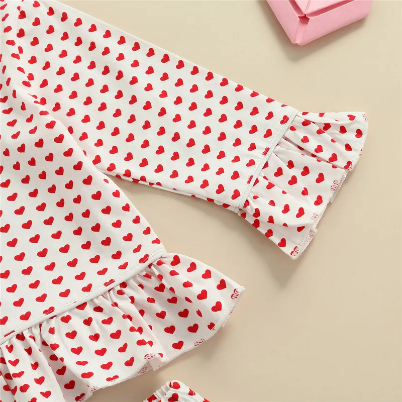 Baby Girl Valentine's Day Clothes Heart Print Pajama Set Shirt Top Pants 18M-6Y Kids Children Festival Costume Sleepwear Pyjamas 220426