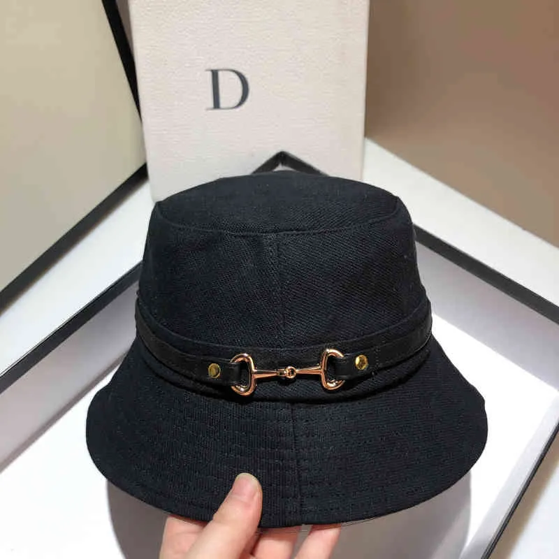New Bucket Hats For Women Autumn Ladies Fisherman Hat Sun Protection Belt Buckle Foldable Small Basin Hat Outdoor Cloth Cap Y220406