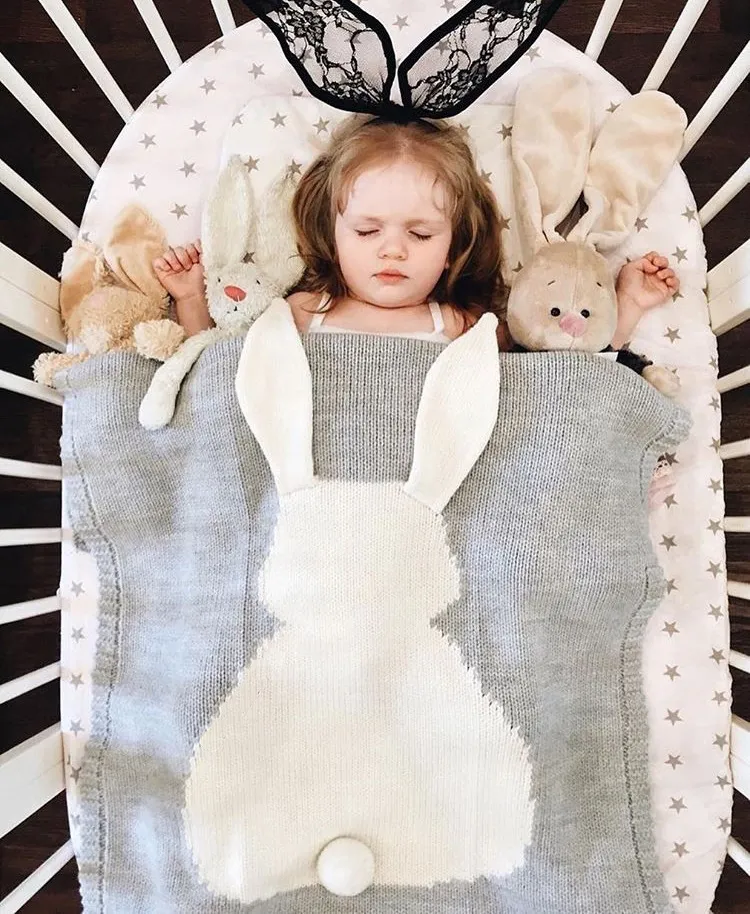 % 100 akrilik bebek örgü battaniye komik tavşan doğdu kilometre taşı kundak sarma çocuklar oynayan çocukları oynayan açık bebek arabaları kapakları 220816