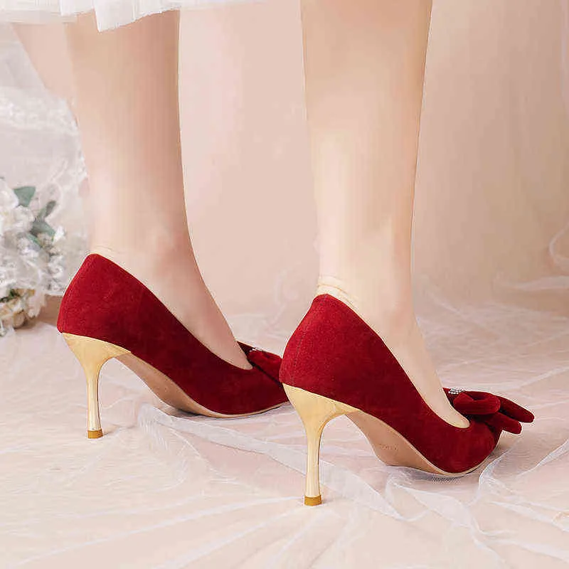 Kleid Schuhe Elegante Bowknot Spitz Pumps Frauen Rote High Heels Slip auf Braut Frau 2022 Neue Flock Gold Heeled sapatos Mujer 220507