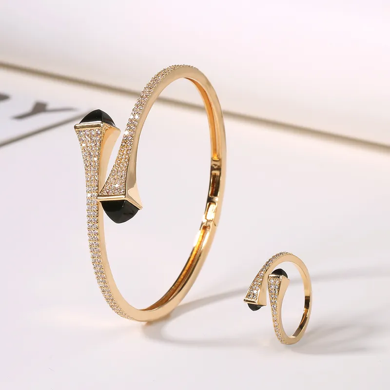 Роматические женщины мода 2 штук браслет кольца набор конфеты Candy Coney Stone Design Gold Open Cuff Bangle Кольцо ювелирных изделий 22042696792603939368