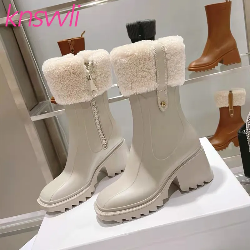 Pista scarpe con tacco quadrato scarpe da pioggia donna stivaletti corti con punta quadrata in PVC donna primavera autunno stivali con tacco alto da donna stivali da pioggia donna