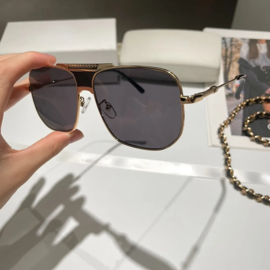 Дизайнерские бренд солнцезащитные очки модны мужчины женщины солнцезащитные очки с полной рамкой классические поляризованные очки для солнечных сетей 7 цветов