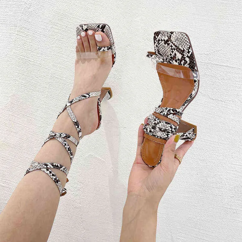 Sandales Pzilae nouvelle mode d'été en peau de serpent femmes étranges talons hauts dames bout carré chaussures à sangle transparente taille 40 41 220704