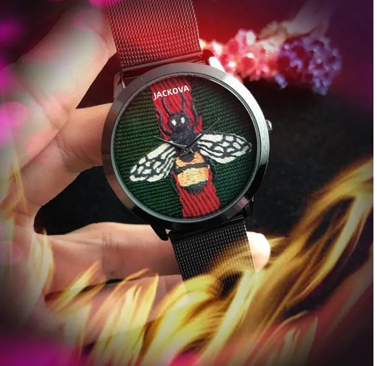 stile classico di design di lusso moda cristallo donna uomo ape orologi 40mm pieno di acciaio inossidabile maglia moda braccialetto al quarzo regali c232y