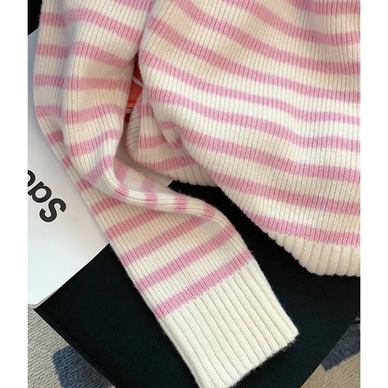 Winter Womens Clothing Sweater Korean Fashion Loose Pink Stripe Crew Neck Button Design Pullover Long Sleeves Knitting Tops W220817