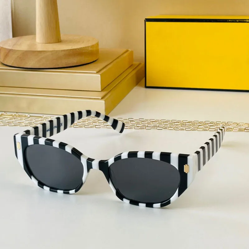LOGO Bold cat-eye frame sunglasses Havana acetate plastique little monster Sun glasses OL011V1P gafa de sol Men Leisure Shopping S243V