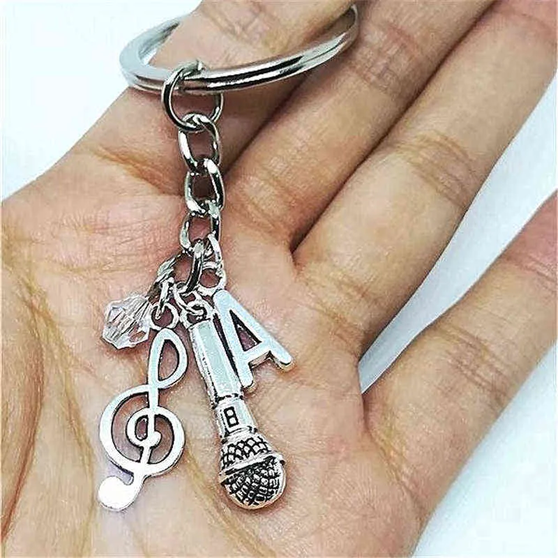 Handmade Jewelry Microphone Keychain Music Keychain Metal Keychain Microphone Keyring Initial Jewelry AA220318