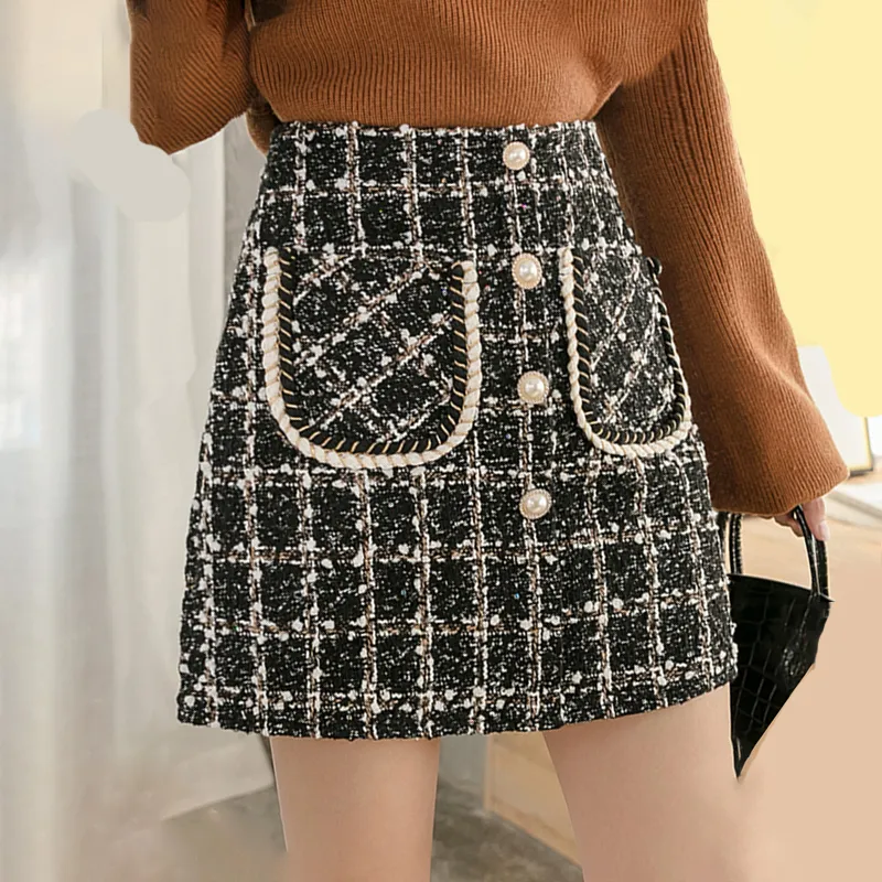 T Skirt Autumn Winter Pearl Button Mini Pencil s Plaid Wool s Korean High Waist Elegant Ladies 220401