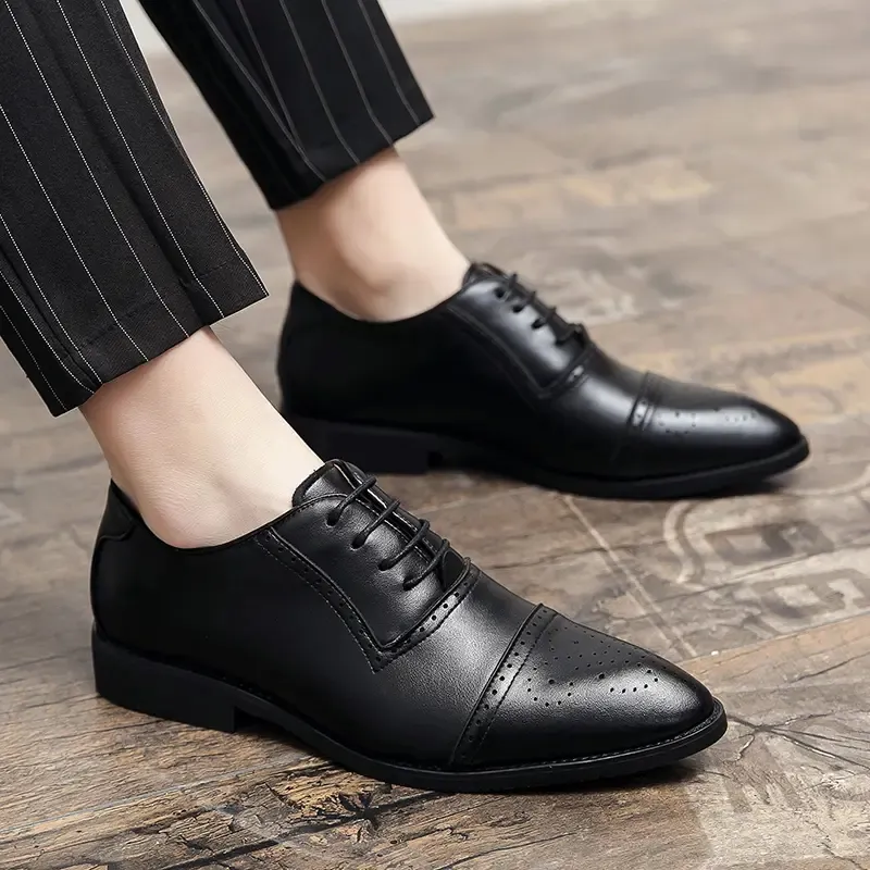 Casual Fashion Leather Shoes Men Shoes PU Solid Color Round Head Comfortable Simple Lace Brogue Hollow Youth Trend British Style HM438