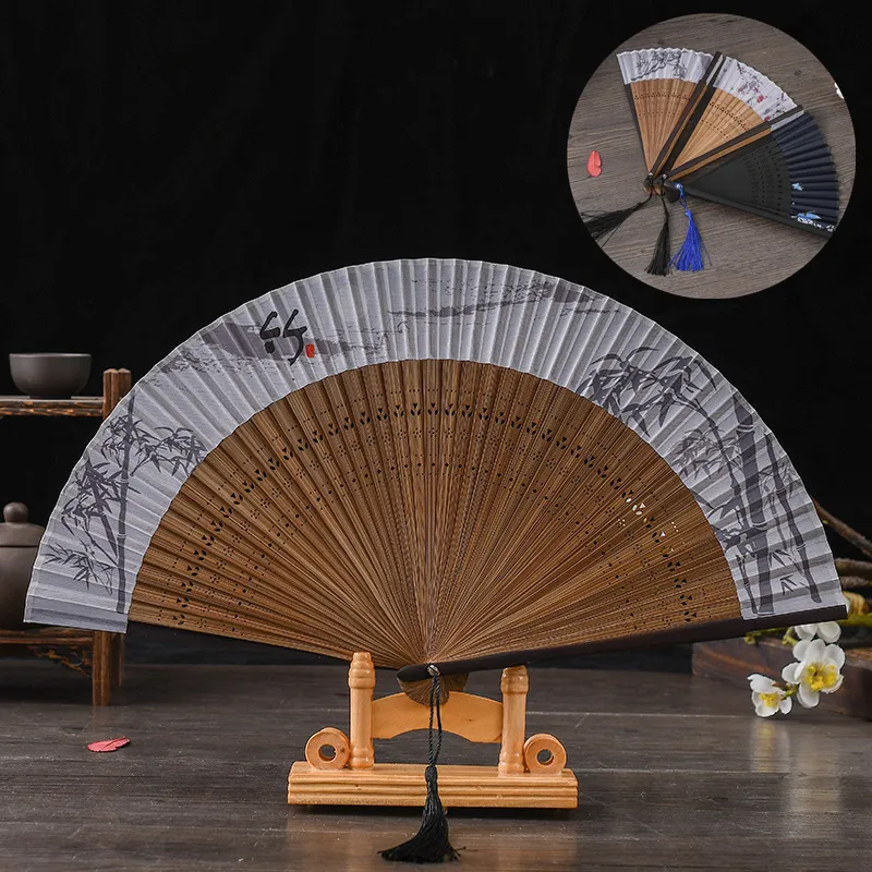 Chinese Style Carved Bamboo Craft Fan Ancient Boutique Folding Silk Cloth Hand Fans Handmade Gift Home Decoration 220505