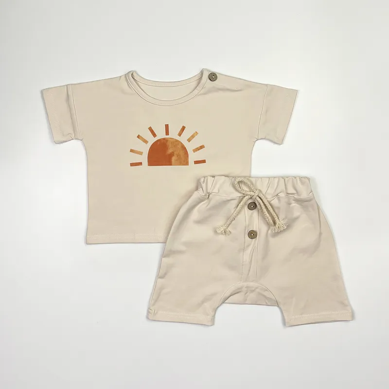 夏の男の子の服セットオーガニックコットンアイスクリームティーベビーガールガールズ衣類セット子供用Tシャツ ショートパンツ生まれベブス220509