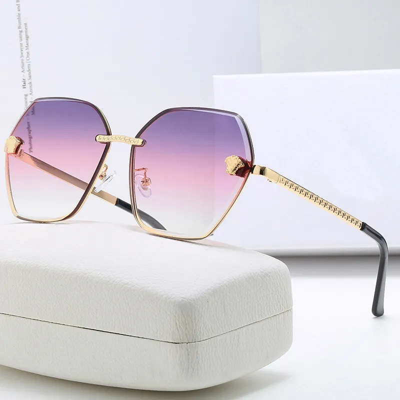 Classique rétro hommes lunettes de soleil créateur de mode lunettes femme luxe marque conception lunettes Top qualité Simple affaires Style UV400 avec étui bon