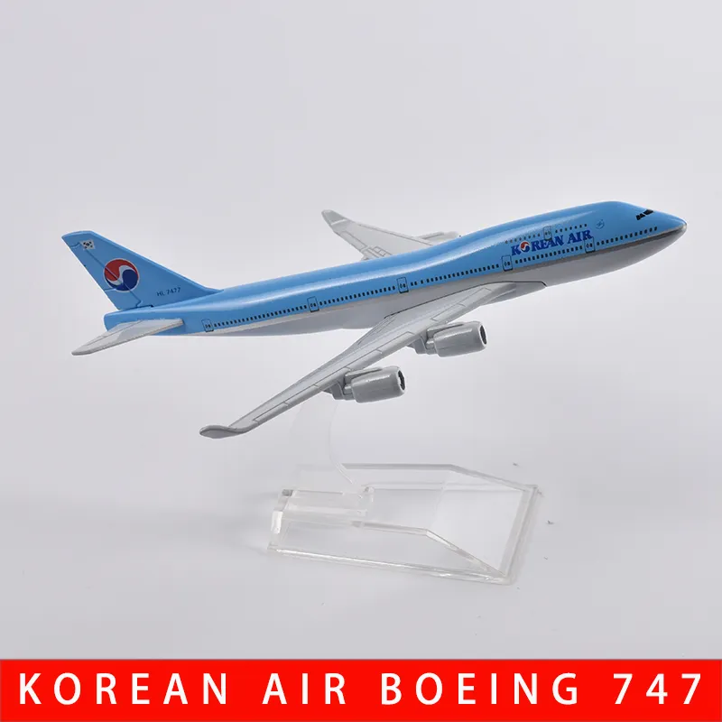 JASON TUTU 16 cm Korean Air Boeing 747 modèle d'avion en métal moulé sous pression 1/400 échelle avion cadeau Collection Drop 220418