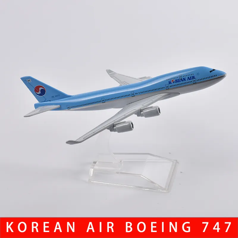 Jason Tutu 16cm Coreano Air Boeing 747 Aviões Modelo Plano Diecast Metal 1/400 Escala Coleção de Presente de Avião Drop 220418