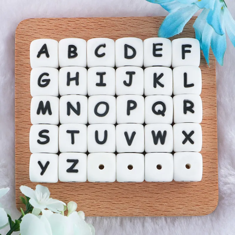 Kovict 100 Uds alfabeto inglés letras de silicona cuentas 12mm bebé mordedor accesorios para chupete personalizado Clips juguete de dentición 220815