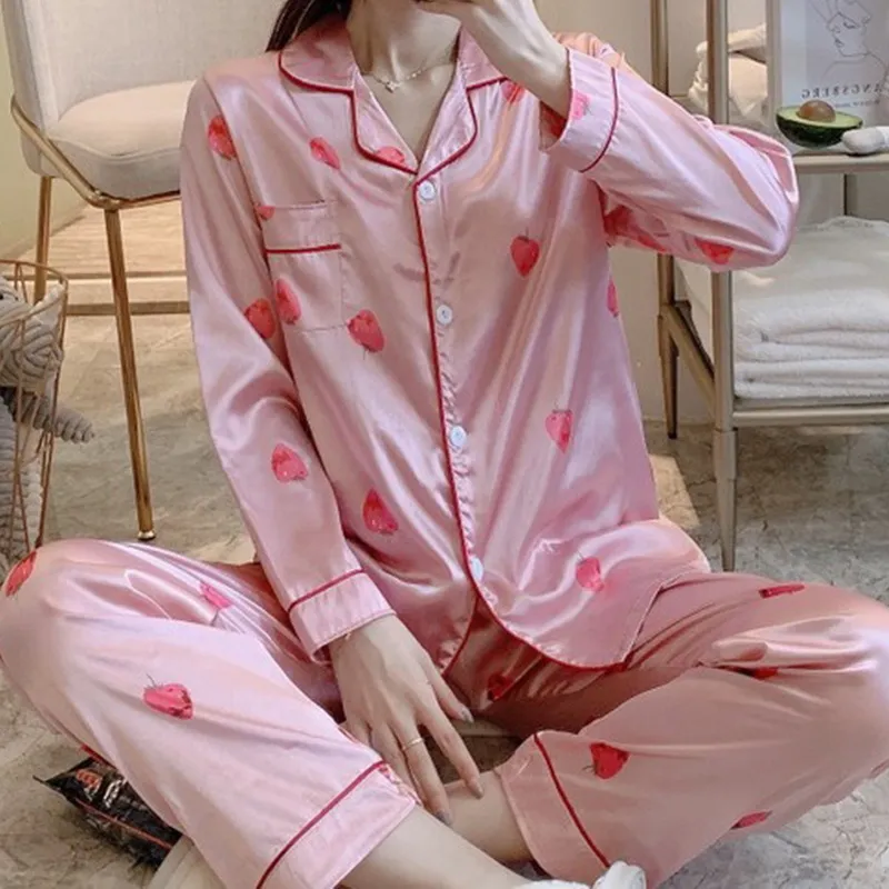 Satin Silk Pyjamas Set för kvinnors pyjamasdräkt Utskrift Långärmad avslappnad sömnkläder Nattkläder Mjuka hemkläder PJs plus storlek 220802