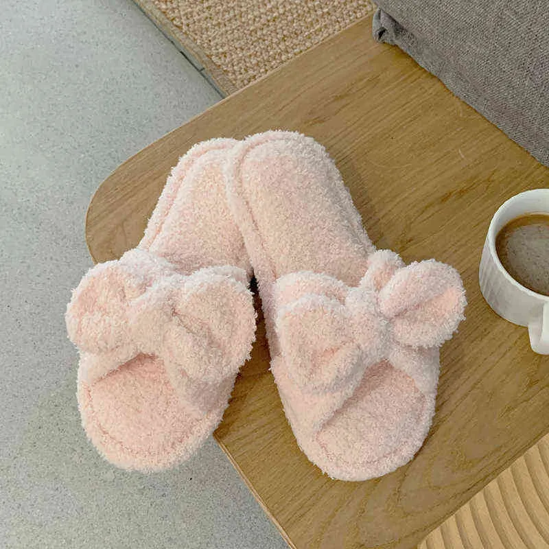 Pantoufle Kawaii papillon bouton en peluche pantoufle femmes printemps automne 2022 maison chaud poilu rose mode glisser chaussure mignon bascule 220723