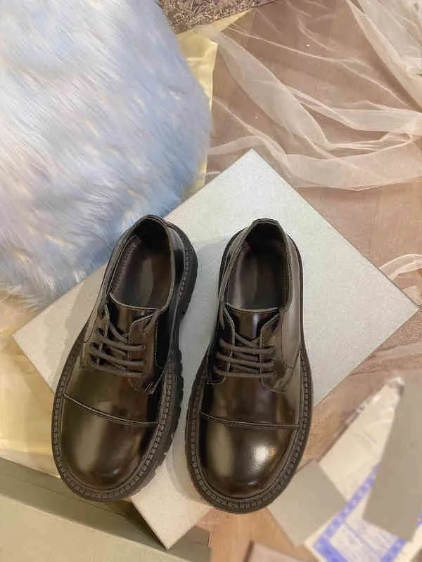 Geklede schoenen Leren damesschoenen Platform met medium hak, luxe diner-kantoor-woon-werkschoenen met ronde neus 220723
