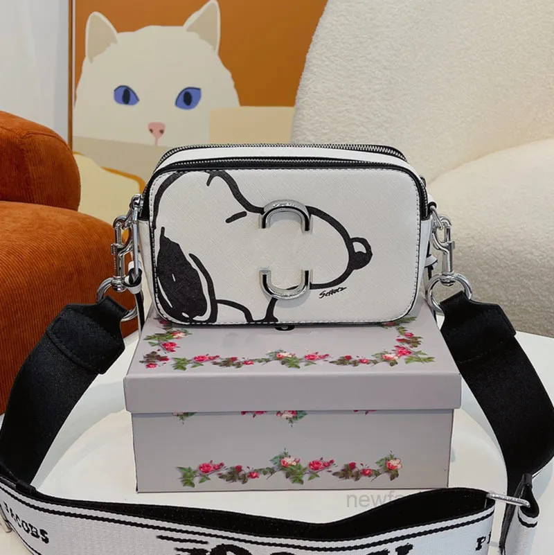 Torby wieczorowe Cross Body Designer Man Cartoon Camera Torba Kobiety Crobody Mężczyźni HBAG skórzana torebka sprzęgła zdejmowana szeroki pasek Pou283k