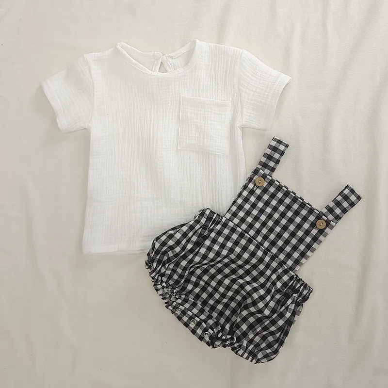 2 pièces/ensemble été bébé vêtements bébé garçons filles blanc t-shirt + Plaid sangle pantalon barboteuses enfant en bas âge mode combinaison vêtements ensemble 220509