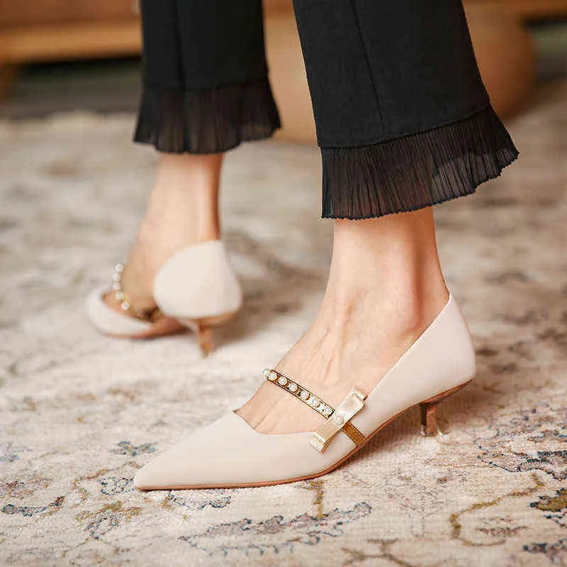 Hochwertige Französische Elegante Mode Frauen Schuhe 2021 Frühjahr Neue Perle Wort Gürtel High Heels Vielseitig Exquisite Einzelnen Schuhe Frauen G220527