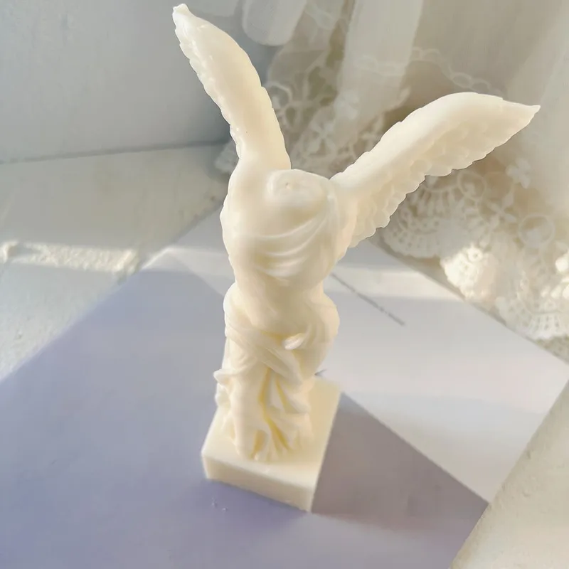 サモトラクの翼のある勝利のキャンドル型ギリシャ像女神シリコーン天使の置物彫刻アートワックスキャンドル型 220531