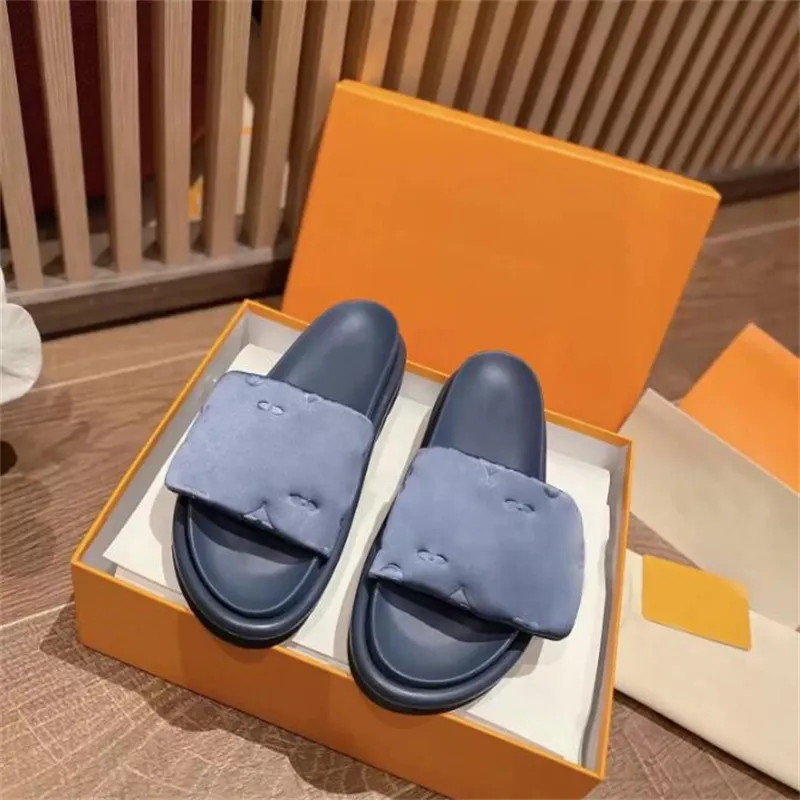 مصمم شاطئ يتخبط للنساء الصنادل السيدات الفاخرة النعال الجلدية الأصلية الحذاء المسطح Oran Sandal Party Shoes بالجملة بحجم الصندوق 35-42 AAAAAA