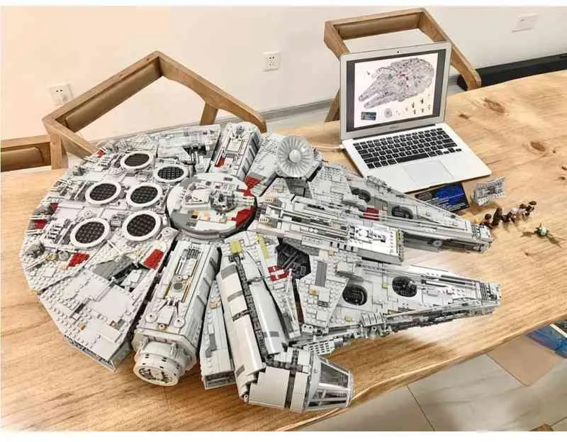 New прибыл 75192 Millennium Falcon Star Plan Wars Wars Model Building Blocks Diy Bricks Toys для детей подарок AA2203176746403