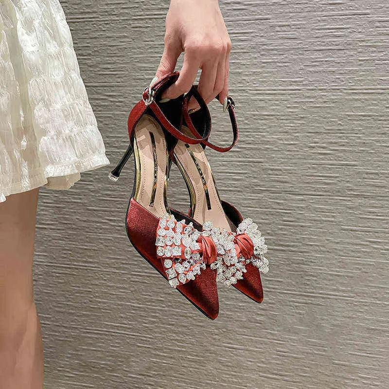 Été pointu strass arc stiletto sandales en soie chaussures de mariage robe de banquet tout-match mode personnalisé chaussures simples pour femmes G220527
