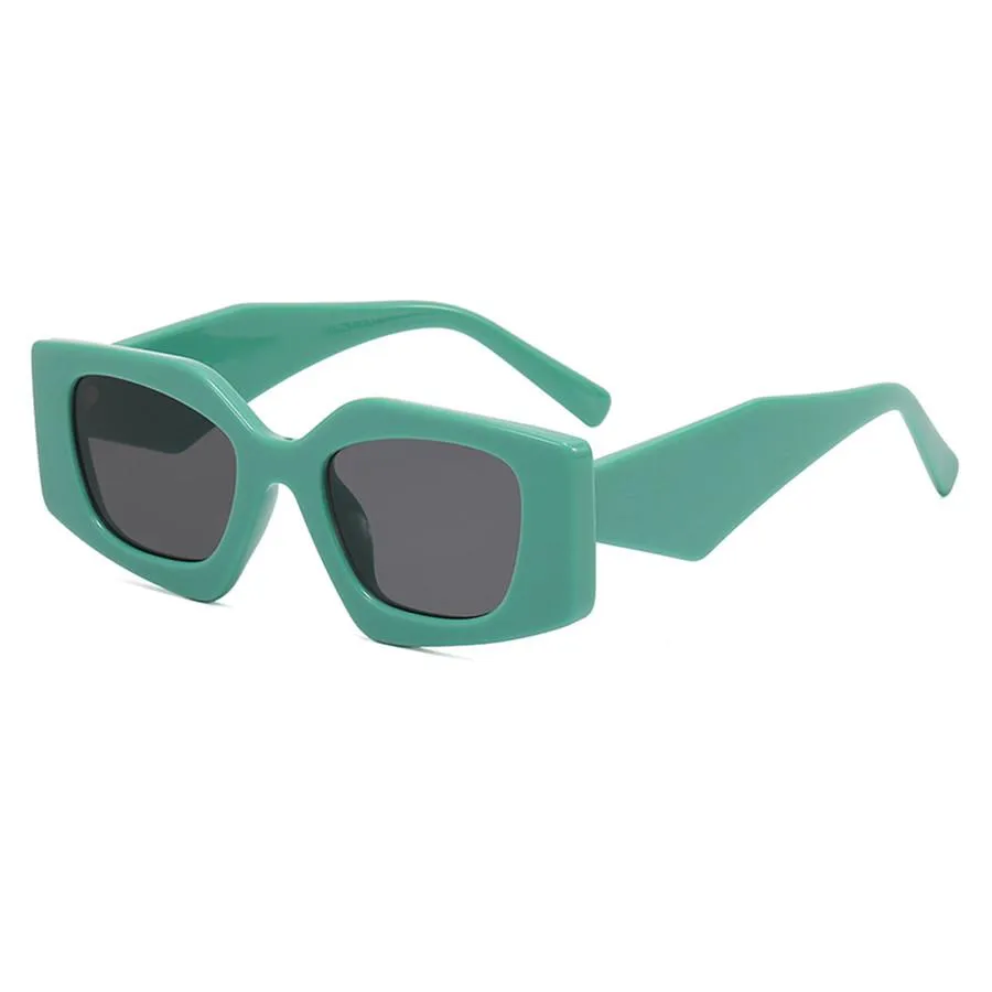 Modedesigner solglasögon klassiska glasögonglasögon utomhus strand solglasögon för man kvinna solglasögon 11 färger valfritt triangul230f