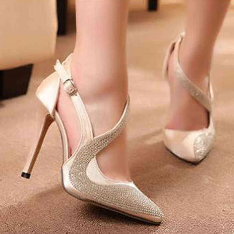 Varumärkesdesign Sexig strass höga klackar pumpar för kvinnor fest bröllopskor sexig bekväm spetsade tå skor mode sandaler g220527